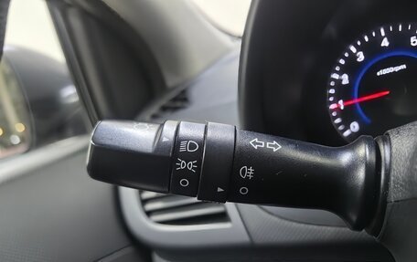 Hyundai Solaris II рестайлинг, 2015 год, 899 000 рублей, 18 фотография