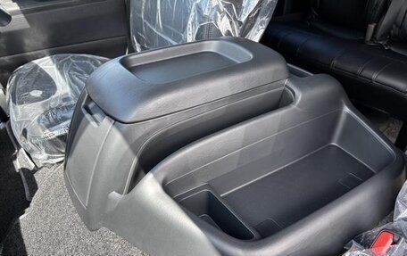 Toyota HiAce H200, 2025 год, 4 750 000 рублей, 34 фотография