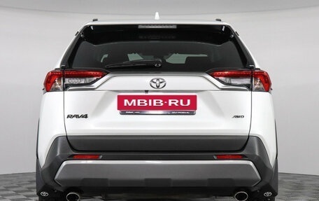 Toyota RAV4, 2021 год, 3 447 000 рублей, 5 фотография