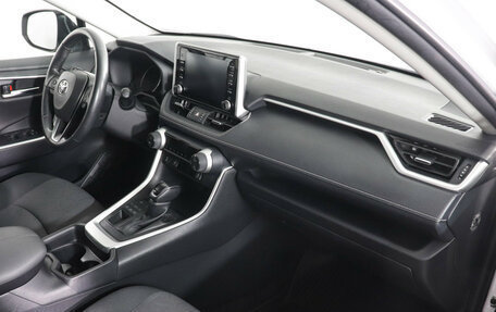 Toyota RAV4, 2021 год, 3 447 000 рублей, 7 фотография