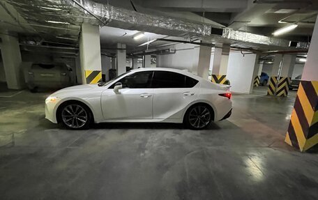 Lexus IS III, 2021 год, 3 999 999 рублей, 6 фотография