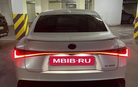 Lexus IS III, 2021 год, 3 999 999 рублей, 13 фотография