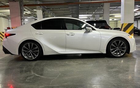 Lexus IS III, 2021 год, 3 999 999 рублей, 14 фотография