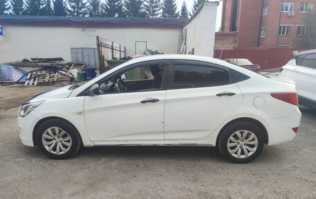 Hyundai Solaris II рестайлинг, 2016 год, 700 000 рублей, 4 фотография