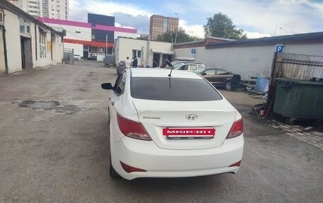 Hyundai Solaris II рестайлинг, 2016 год, 700 000 рублей, 2 фотография