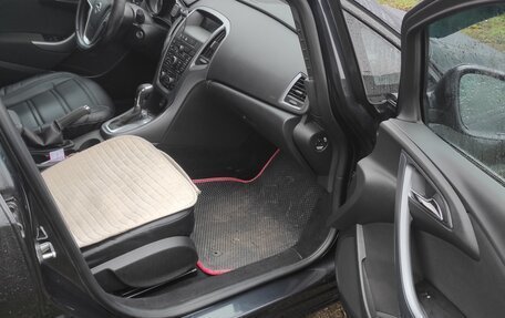 Opel Astra J, 2014 год, 980 000 рублей, 4 фотография