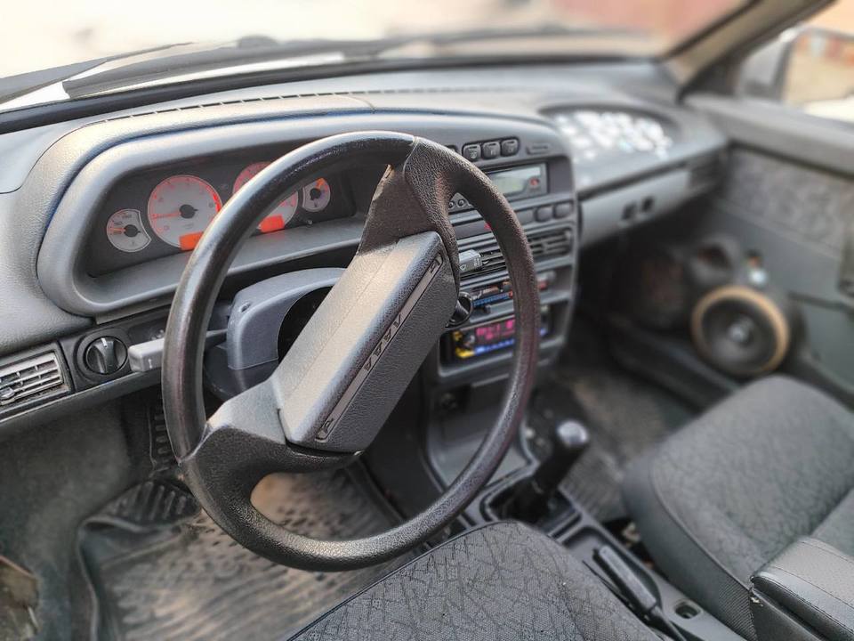 ВАЗ (LADA) 2113 Samara, 2005 год, 95 000 рублей, 4 фотография