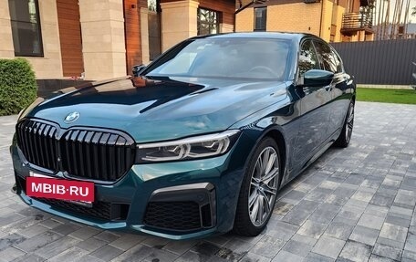 BMW 7 серия, 2019 год, 7 000 000 рублей, 2 фотография