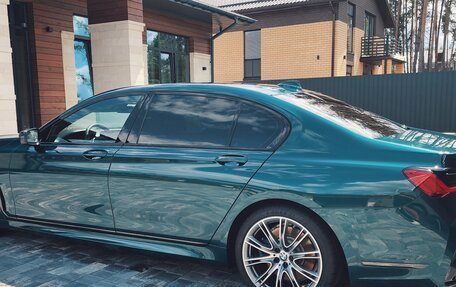 BMW 7 серия, 2019 год, 7 000 000 рублей, 6 фотография
