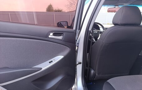 Hyundai Solaris II рестайлинг, 2013 год, 790 000 рублей, 9 фотография