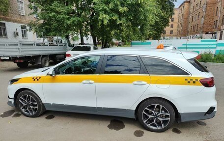 KIA cee'd III, 2022 год, 1 800 000 рублей, 3 фотография