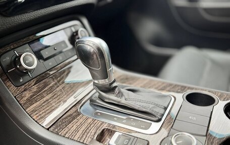 Volkswagen Touareg III, 2011 год, 2 350 000 рублей, 11 фотография