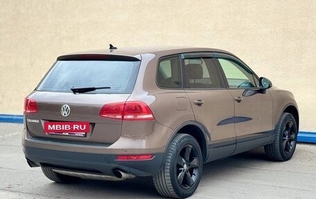 Volkswagen Touareg III, 2011 год, 2 350 000 рублей, 4 фотография