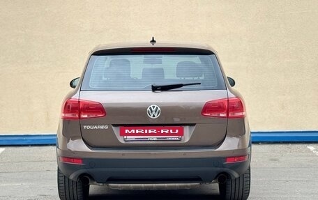 Volkswagen Touareg III, 2011 год, 2 350 000 рублей, 5 фотография