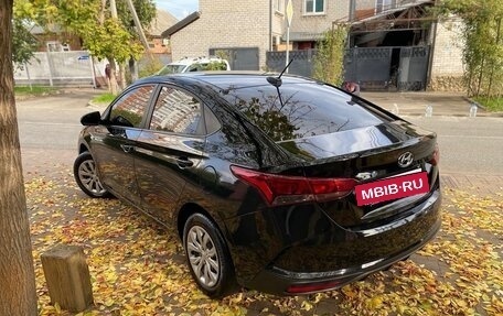 Hyundai Solaris II рестайлинг, 2020 год, 950 000 рублей, 2 фотография