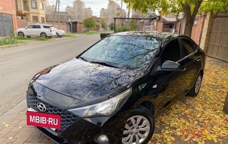 Hyundai Solaris II рестайлинг, 2020 год, 950 000 рублей, 3 фотография