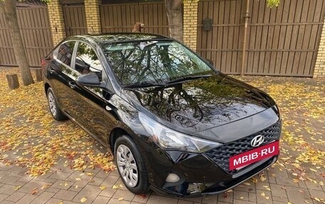 Hyundai Solaris II рестайлинг, 2020 год, 950 000 рублей, 7 фотография