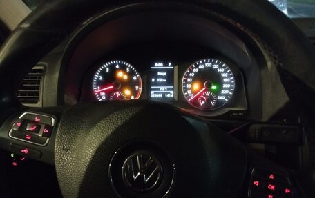 Volkswagen Jetta VI, 2010 год, 750 000 рублей, 11 фотография