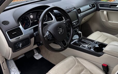 Volkswagen Touareg III, 2012 год, 2 010 000 рублей, 7 фотография