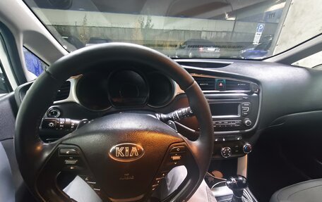 KIA cee'd III, 2018 год, 900 000 рублей, 16 фотография