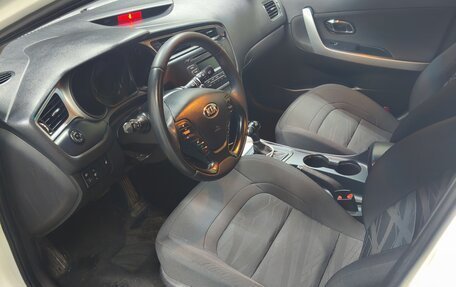 KIA cee'd III, 2018 год, 900 000 рублей, 12 фотография