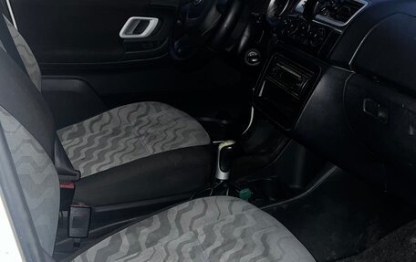 Skoda Fabia II, 2009 год, 390 000 рублей, 7 фотография