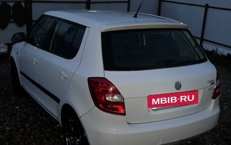 Skoda Fabia II, 2009 год, 390 000 рублей, 2 фотография