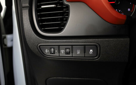 KIA Rio IV, 2021 год, 1 899 000 рублей, 23 фотография