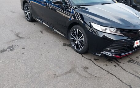 Toyota Camry, 2020 год, 2 950 000 рублей, 2 фотография
