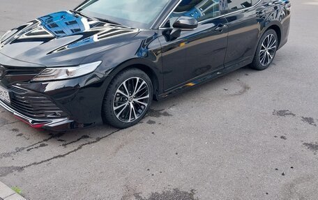 Toyota Camry, 2020 год, 2 950 000 рублей, 3 фотография