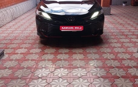 Toyota Camry, 2020 год, 2 950 000 рублей, 5 фотография