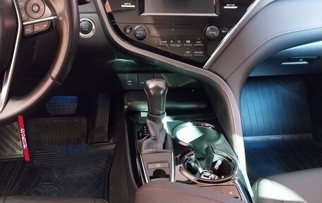 Toyota Camry, 2020 год, 2 950 000 рублей, 7 фотография