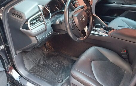 Toyota Camry, 2020 год, 2 950 000 рублей, 12 фотография