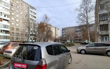 Honda Fit III, 2005 год, 500 000 рублей, 1 фотография