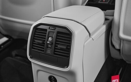 Porsche Macan I рестайлинг, 2024 год, 13 900 000 рублей, 31 фотография