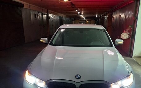 BMW 3 серия, 2019 год, 3 500 000 рублей, 23 фотография