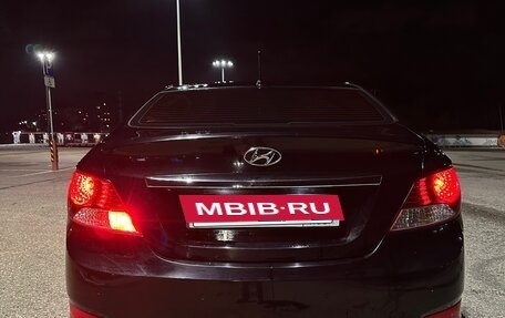 Hyundai Solaris II рестайлинг, 2011 год, 700 000 рублей, 6 фотография