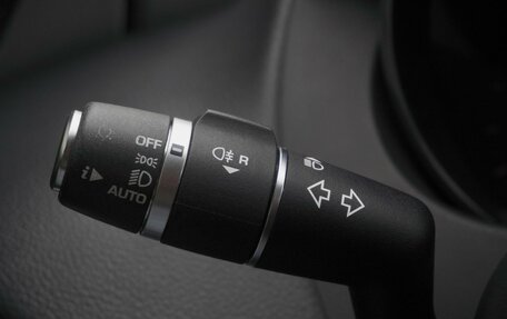 Jaguar XE I рестайлинг, 2016 год, 1 879 000 рублей, 13 фотография