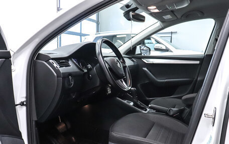 Skoda Octavia, 2020 год, 1 780 000 рублей, 10 фотография