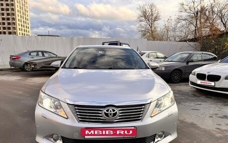 Toyota Camry, 2013 год, 1 650 000 рублей, 3 фотография