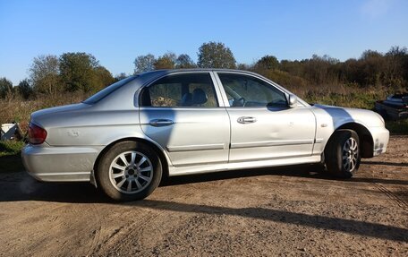 Hyundai Sonata IV рестайлинг, 2004 год, 260 000 рублей, 4 фотография