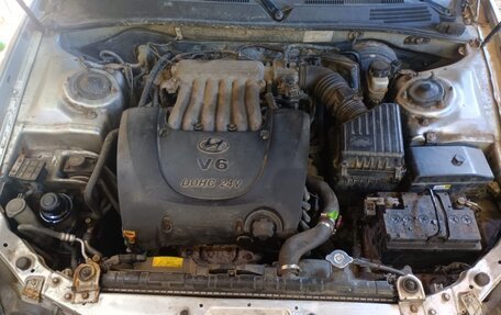 Hyundai Sonata IV рестайлинг, 2004 год, 260 000 рублей, 12 фотография