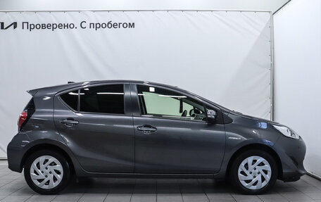 Toyota Aqua I, 2019 год, 1 200 000 рублей, 5 фотография