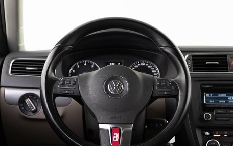 Volkswagen Jetta VI, 2013 год, 1 098 542 рублей, 12 фотография
