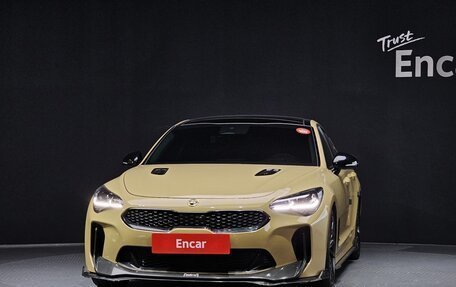 KIA Stinger I, 2022 год, 3 024 555 рублей, 2 фотография