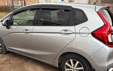 Honda Fit III, 2018 год, 1 390 000 рублей, 3 фотография