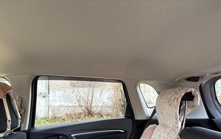 Honda Fit III, 2018 год, 1 390 000 рублей, 12 фотография