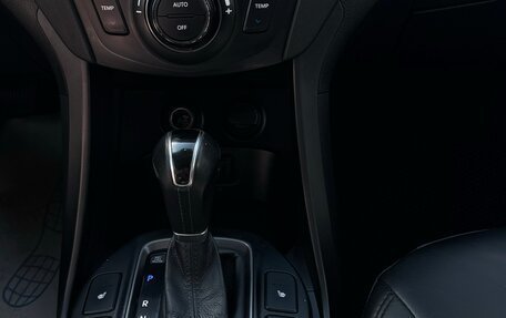 Hyundai Santa Fe III рестайлинг, 2013 год, 2 000 000 рублей, 10 фотография