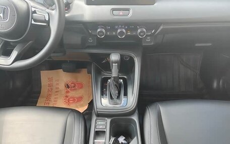 Honda Vezel, 2023 год, 1 779 000 рублей, 3 фотография