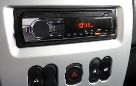 Renault Sandero I, 2012 год, 689 000 рублей, 13 фотография